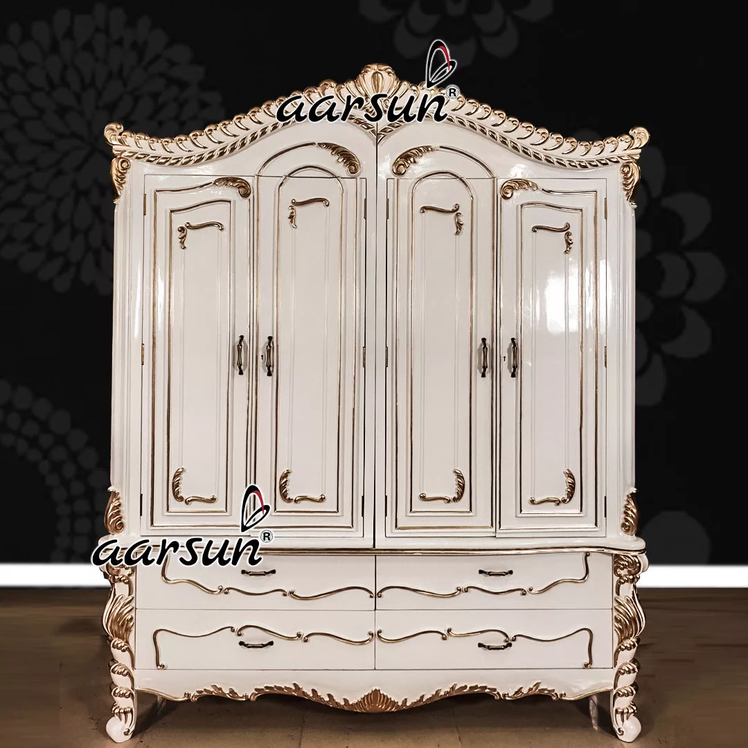 Classic Italian Wardrobe