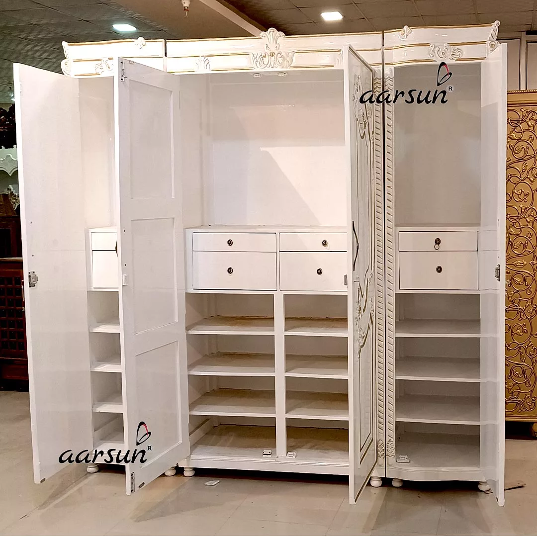 Classic Wardrobe Design view 3
