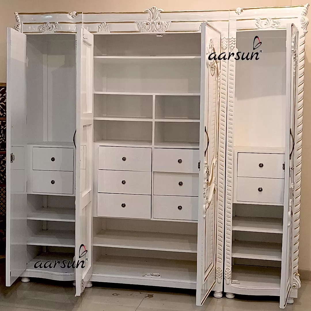 Classic Wardrobe Design view 4