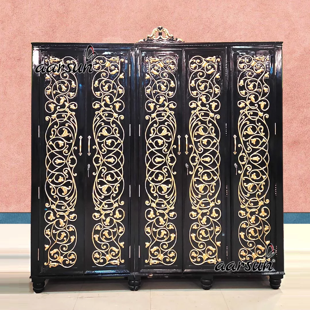 Designer Wardrobe / Cabinet / Closet