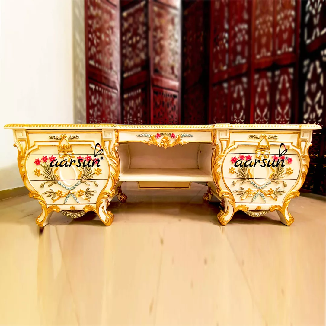Royal TV Unit