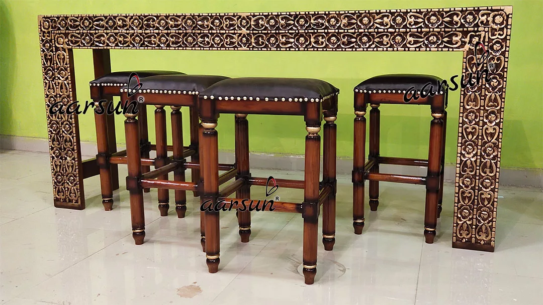 Stylish Bar Table and Chairs view 4